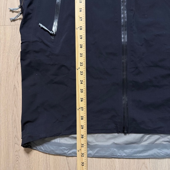 Arcteryx Zeta AR Full Zip Gore-Tex Waterproof Shell Jacket Mens Large Black 2018 - Picture 14 of 16